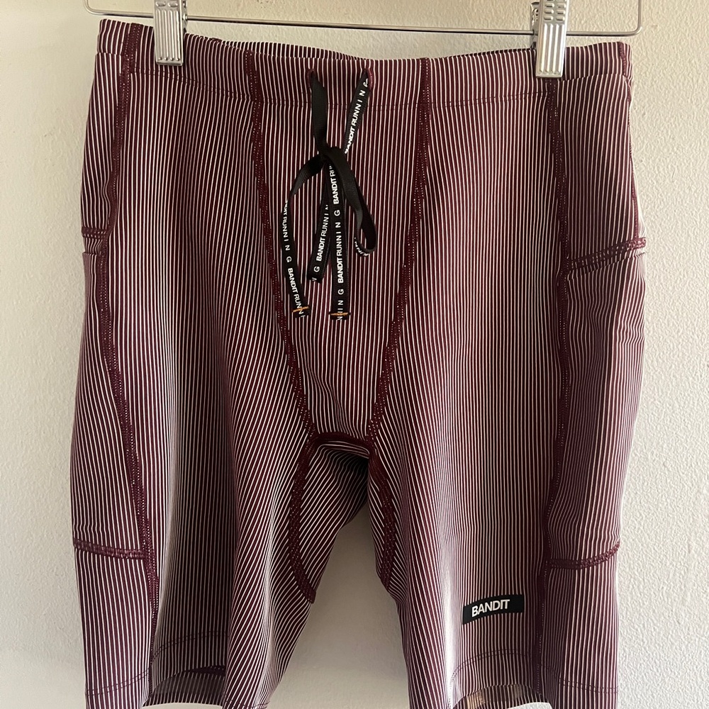 Bandit Running Men’s striped Cadence Half Tights w/7 pockets (Medium)